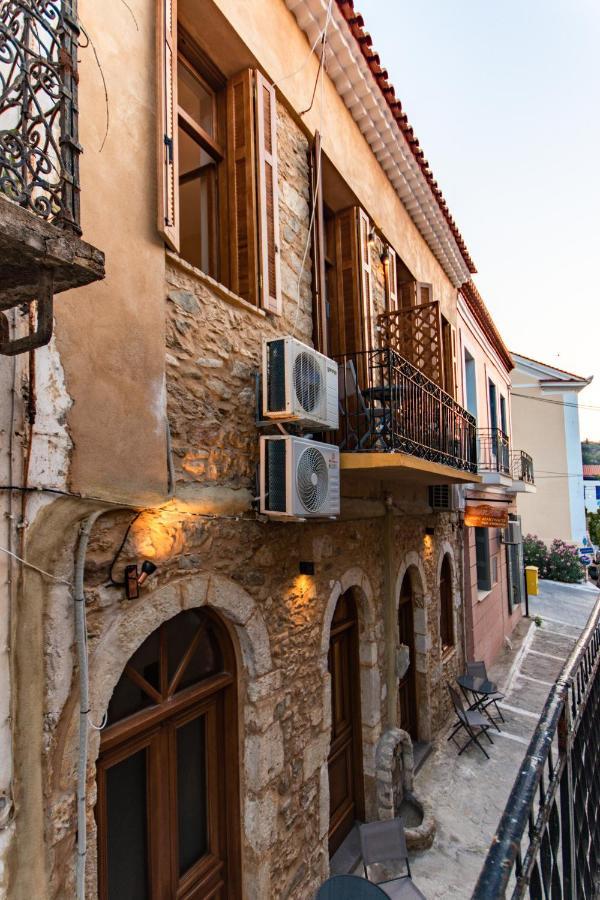 Markos Luxury Apartments Koróni Buitenkant foto