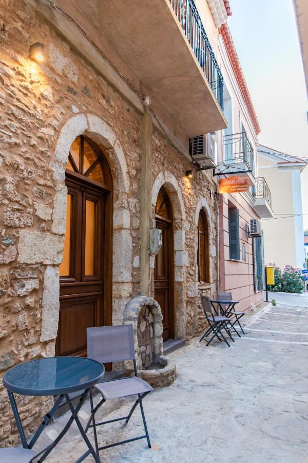 Markos Luxury Apartments Koróni Buitenkant foto